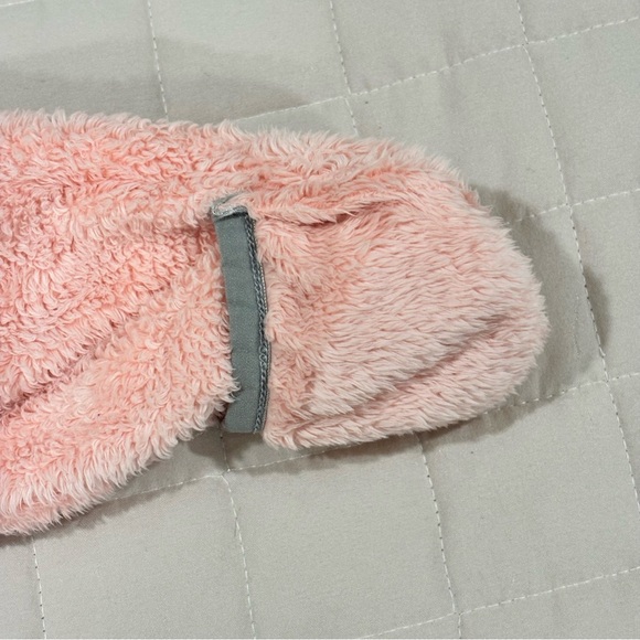 The North Face Infant Oso One-Piece Bunting Plush Pink and Gray 0-3M - Picture 5 of 12